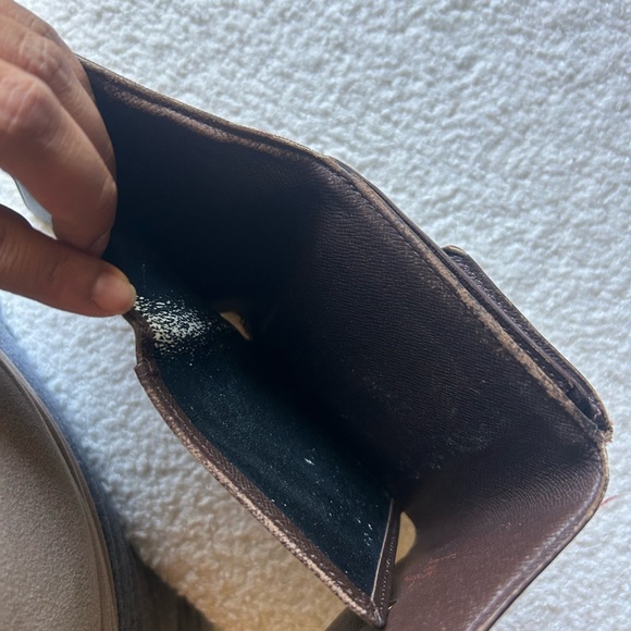 LV wallet - Picture 11 of 15